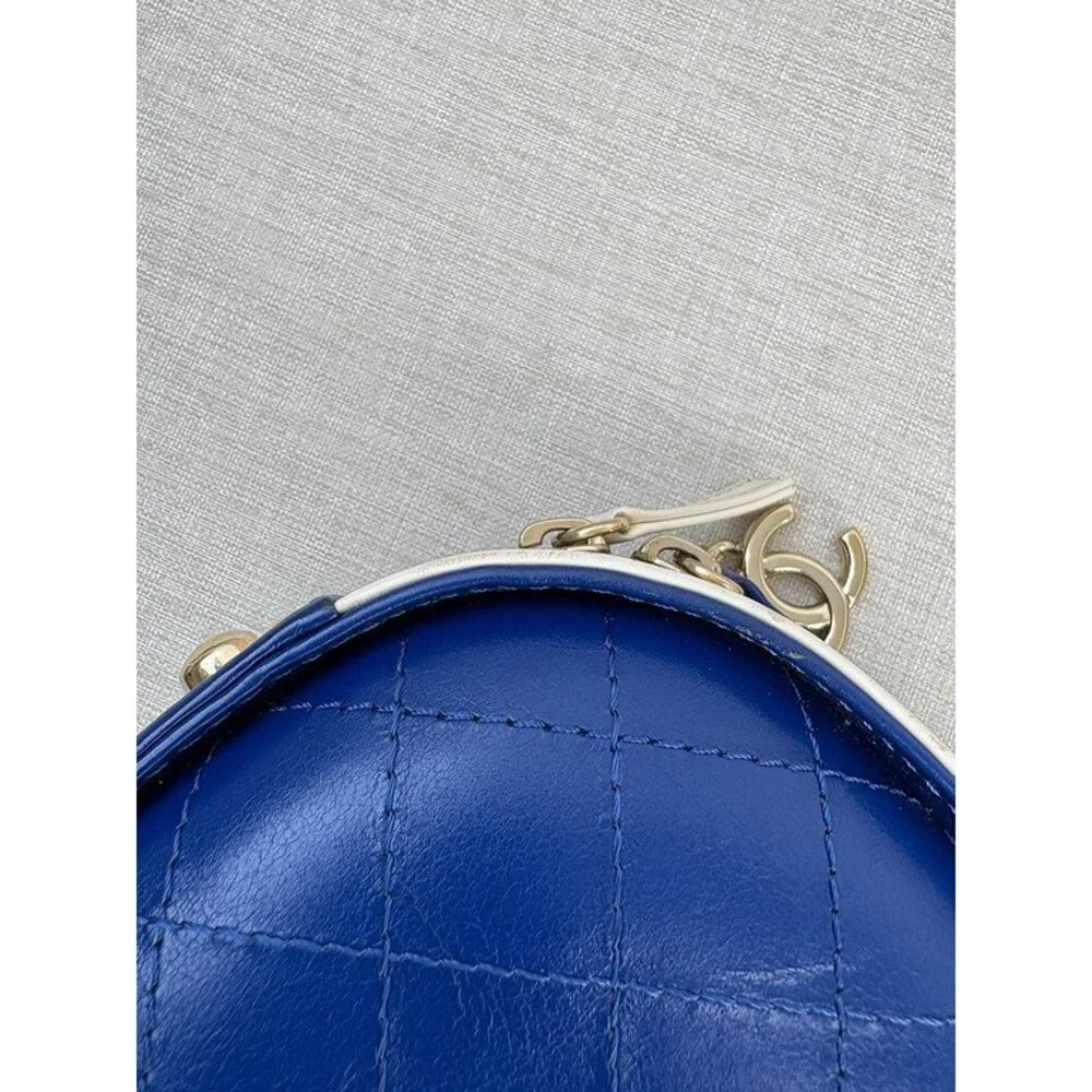 CHANEL Blue and White Lambskin Two Tone Vanity Case Bag SHW